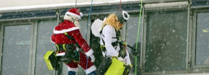 Weihnachtliche Überraschungsaktion der SECURANTA Deutschland GmbH am Klinikum&nbsp;Freising